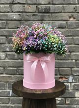 Цветочная композиция из Гипсофила и Розы в шляпной коробке в Матвеевом Кургане