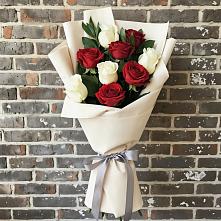 Букет цветов из:  Розы в Матвеевом Кургане