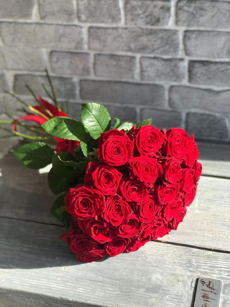 Букет Красные розы Фридом в Матвеевом Кургане