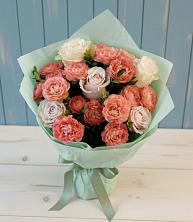 Букет цветов из:  Розы в Матвеевом Кургане