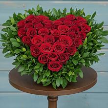 Цветочная композиция из Розы в виде сердца #REPLACE_PRED# Матвеевом Кургане