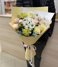 Букет цветов из:  Альстромерии, Розы и Хризантемы в Матвеевом Кургане