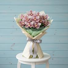 Букет цветов из:  Орхидеи и Розы в Матвеевом Кургане