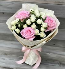 Букет цветов из:  Розы в Матвеевом Кургане