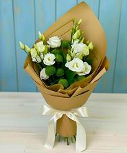 Букет цветов из:  Хризантемы и Лизиантусы в Матвеевом Кургане