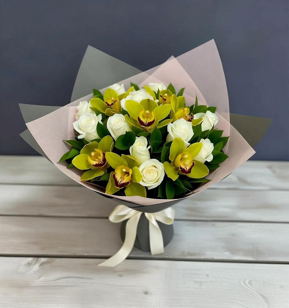 Букет цветов из: Орхидеи и Розы в Матвеевом Кургане