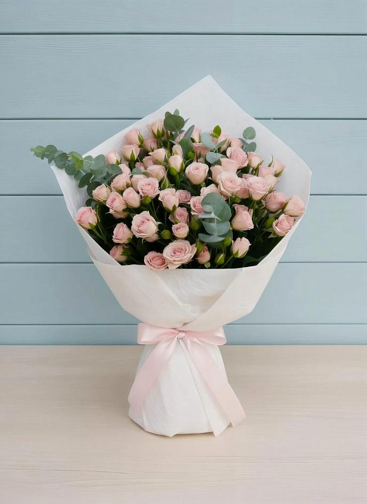 Букет цветов из: Розы в Матвеевом Кургане