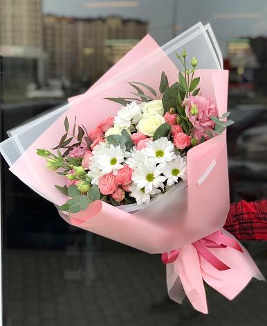 Букет цветов из: Розы, Лизиантусы и Хризантемы в Матвеевом Кургане