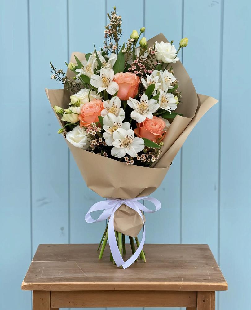 Букет цветов из: Альстромерии, Лизиантусы, Розы и Хризантемы в Матвеевом Кургане